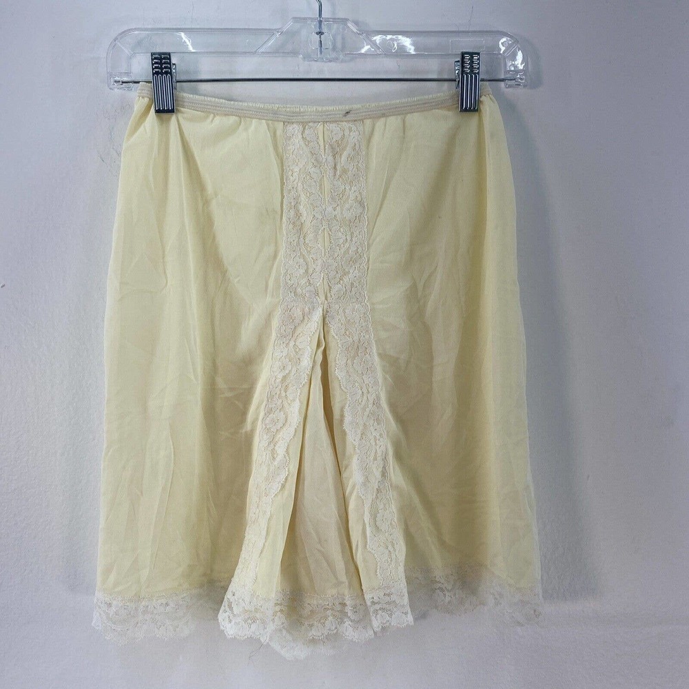 VTG Hollywood Vassarette Munsingwear Lingerie Slip Lace Trim Shorts Women S
